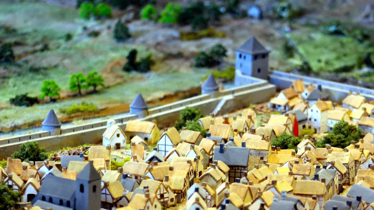 Marche-en-Famenne est remarquablement rénovée en implantant de nombreuses nouvelles destinations au patrimoine, tout en gardant une harmonie architecturale dans son tissu urbain.